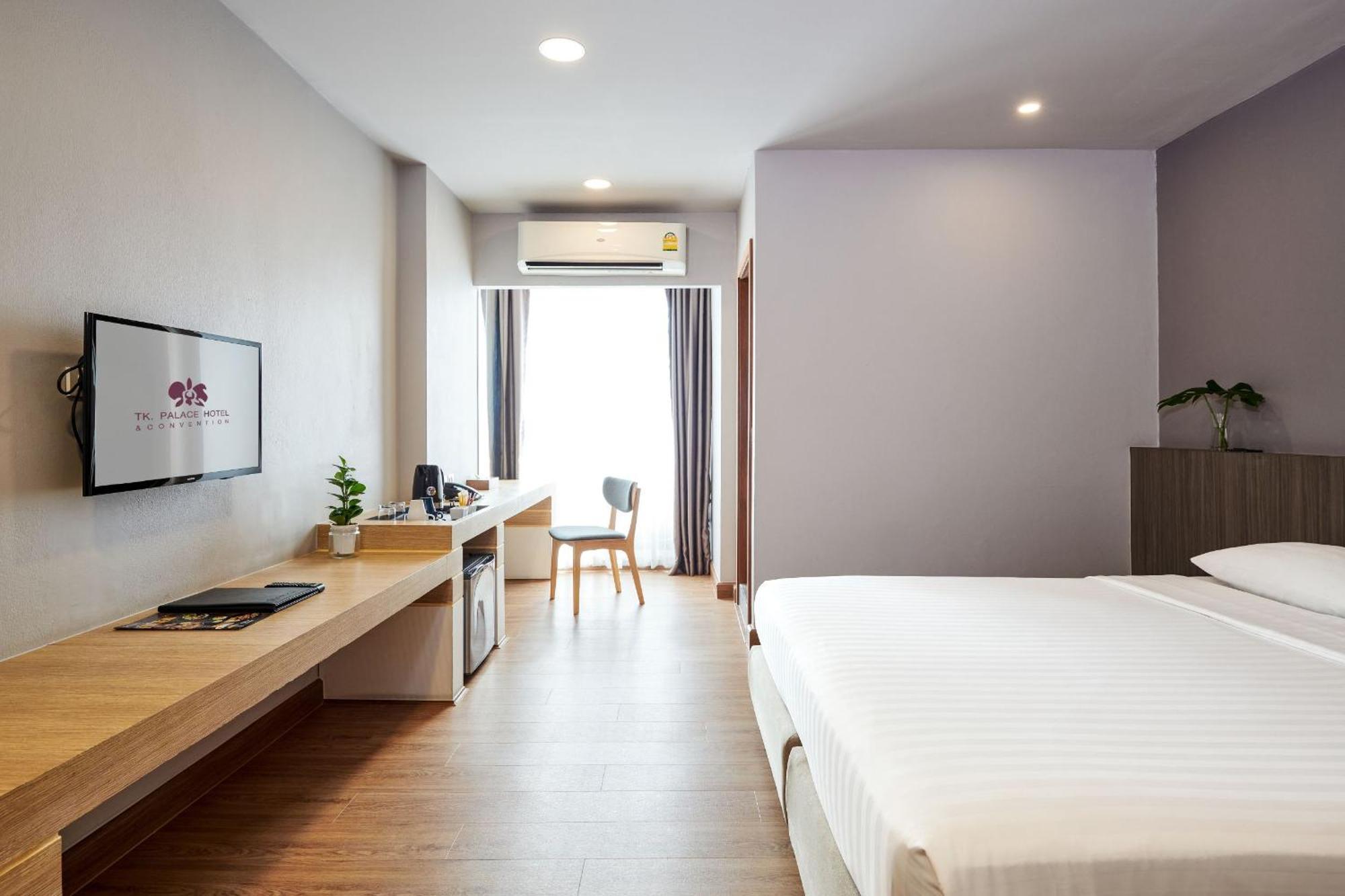 Tk Palace Hotel & Convention Бангкок Экстерьер фото