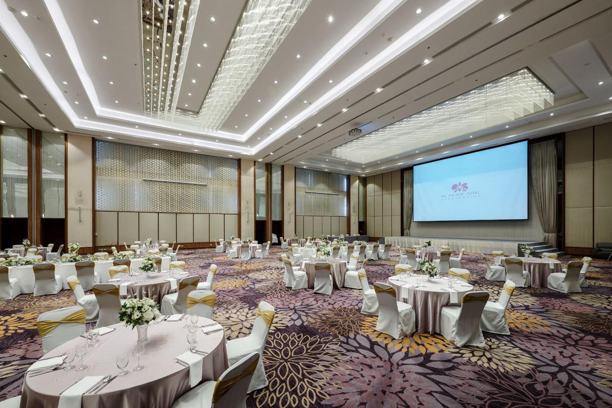 Tk Palace Hotel & Convention Бангкок Экстерьер фото