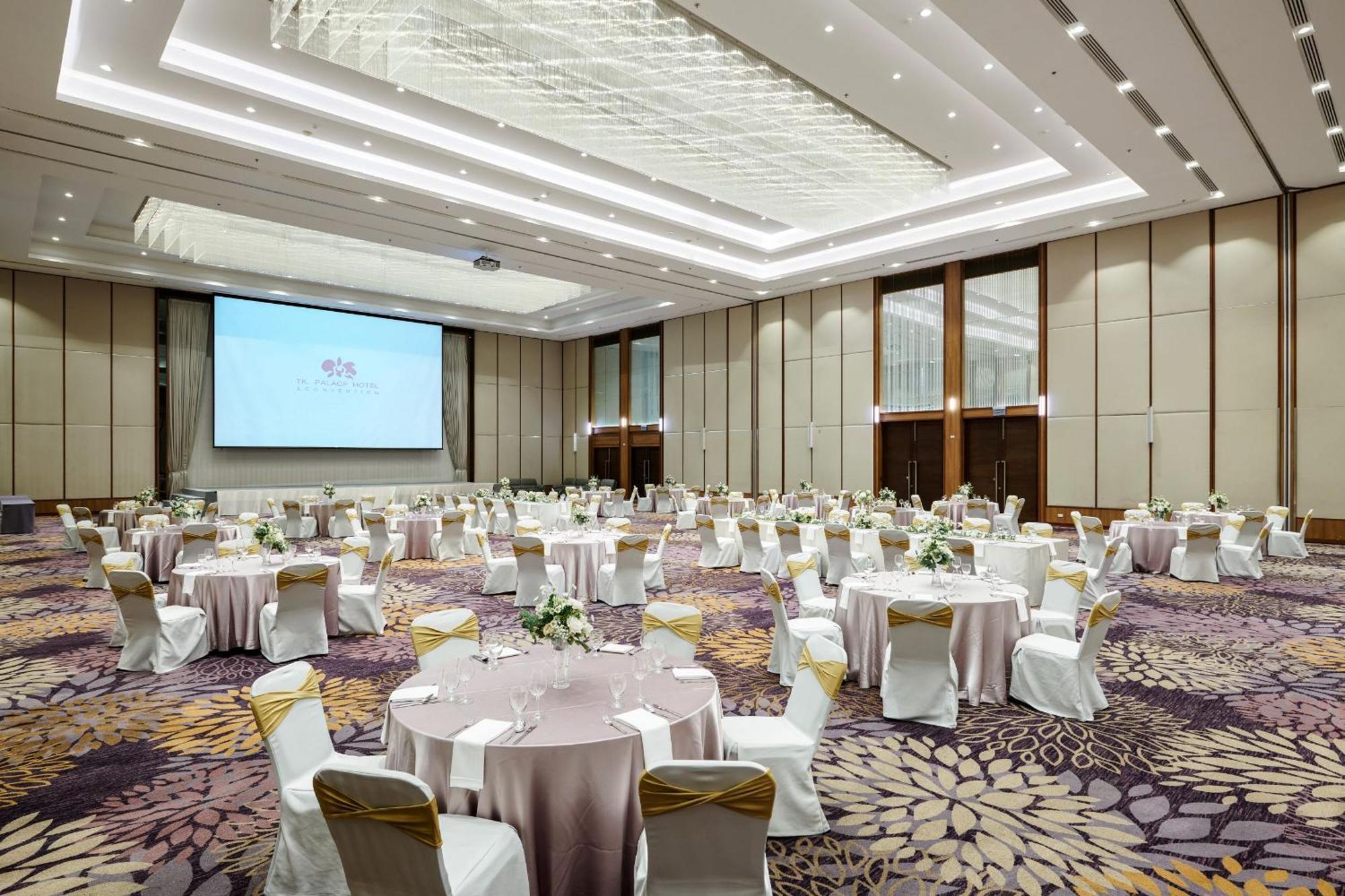 Tk Palace Hotel & Convention Бангкок Экстерьер фото