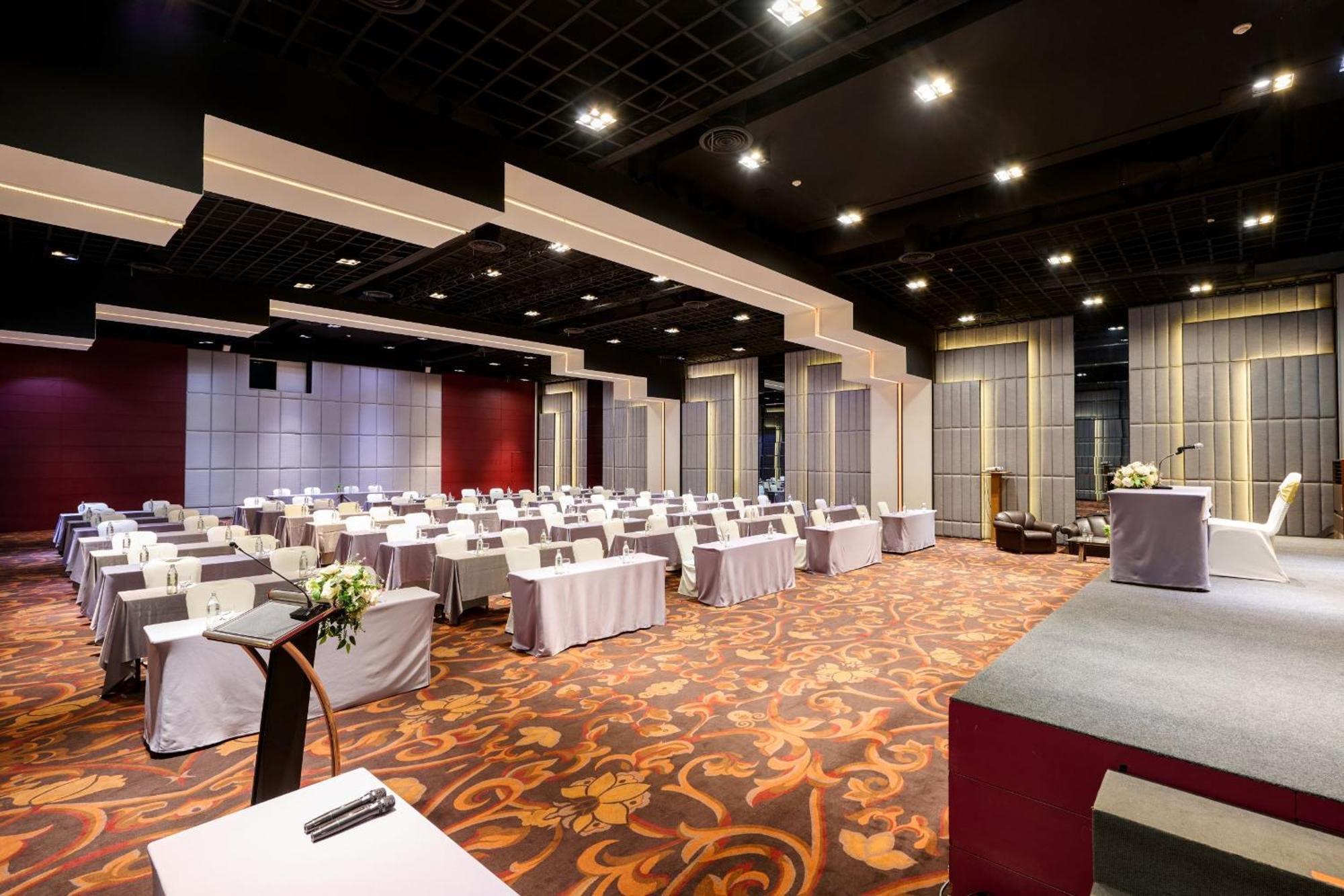 Tk Palace Hotel & Convention Бангкок Экстерьер фото