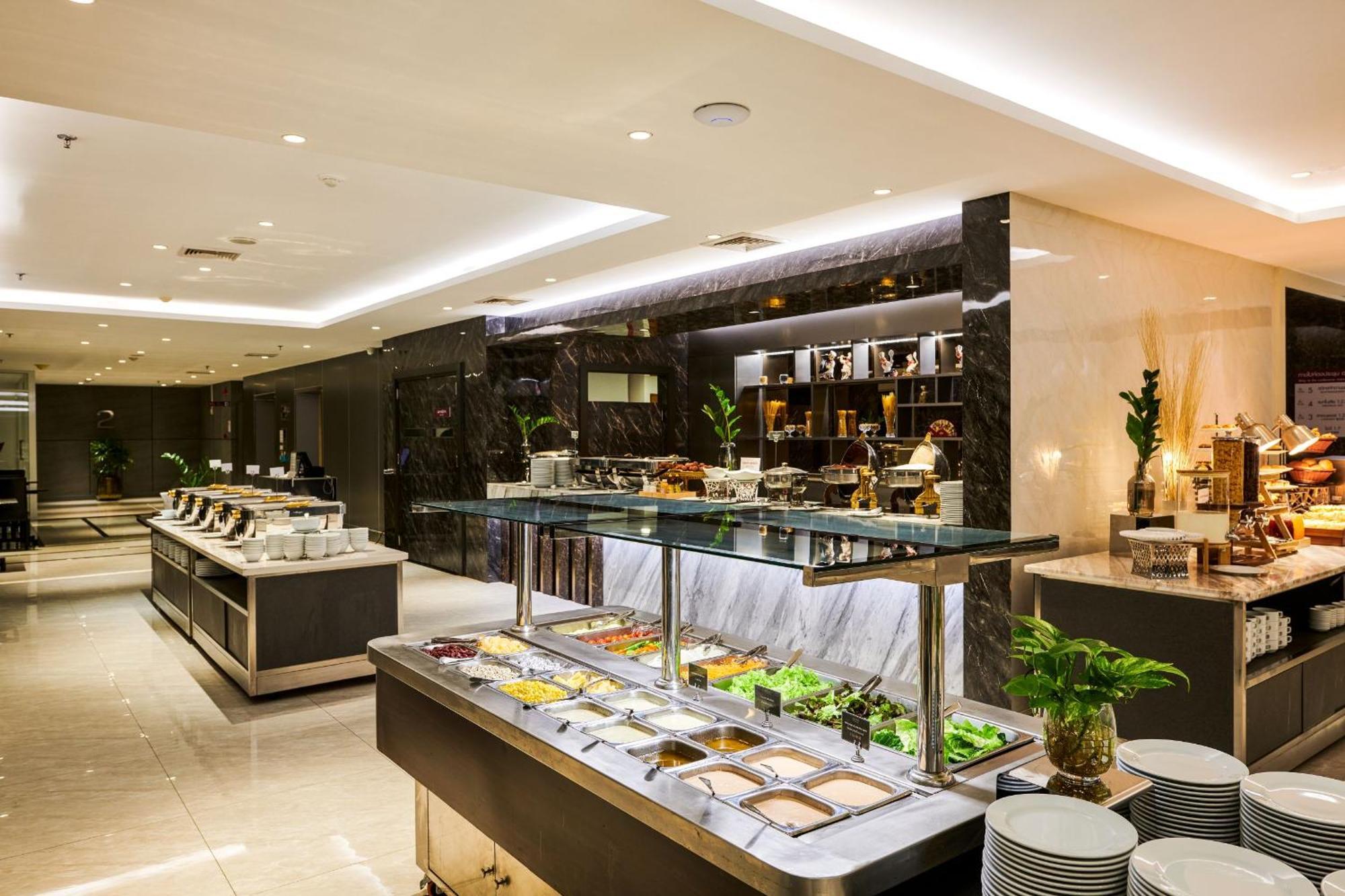 Tk Palace Hotel & Convention Бангкок Экстерьер фото